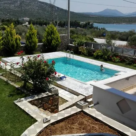 ヴィラ Dimitris Vaso's With Sea And Mountain View! アリヴェリ