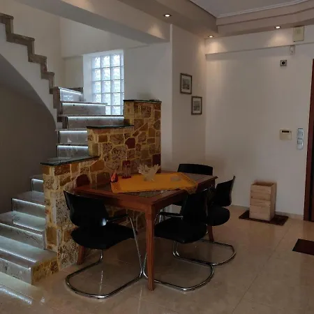 Dimitris Vaso's With Sea And Mountain View! アリヴェリ