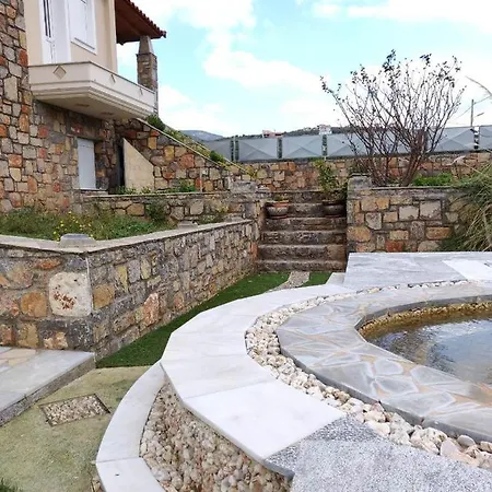 Dimitris Vaso's With Sea And Mountain View! ヴィラ